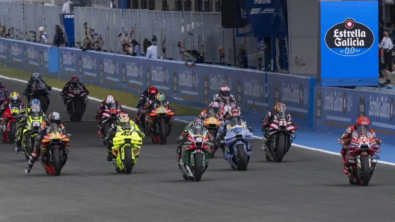 MotoGP 2026. GP d'Olanda. Ufficiale: Abbassatori in partenza rimossi a partire da Assen. Dal Sachsenring verr&agrave; anche distanziata la griglia