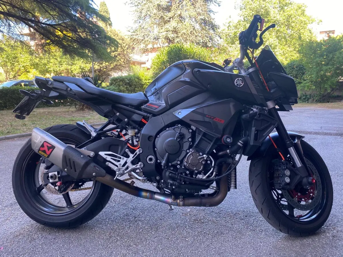 Yamaha MT-10 (2017 - 20) (2)