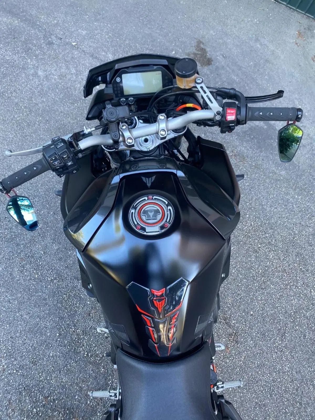 Yamaha MT-10 (2017 - 20) (6)