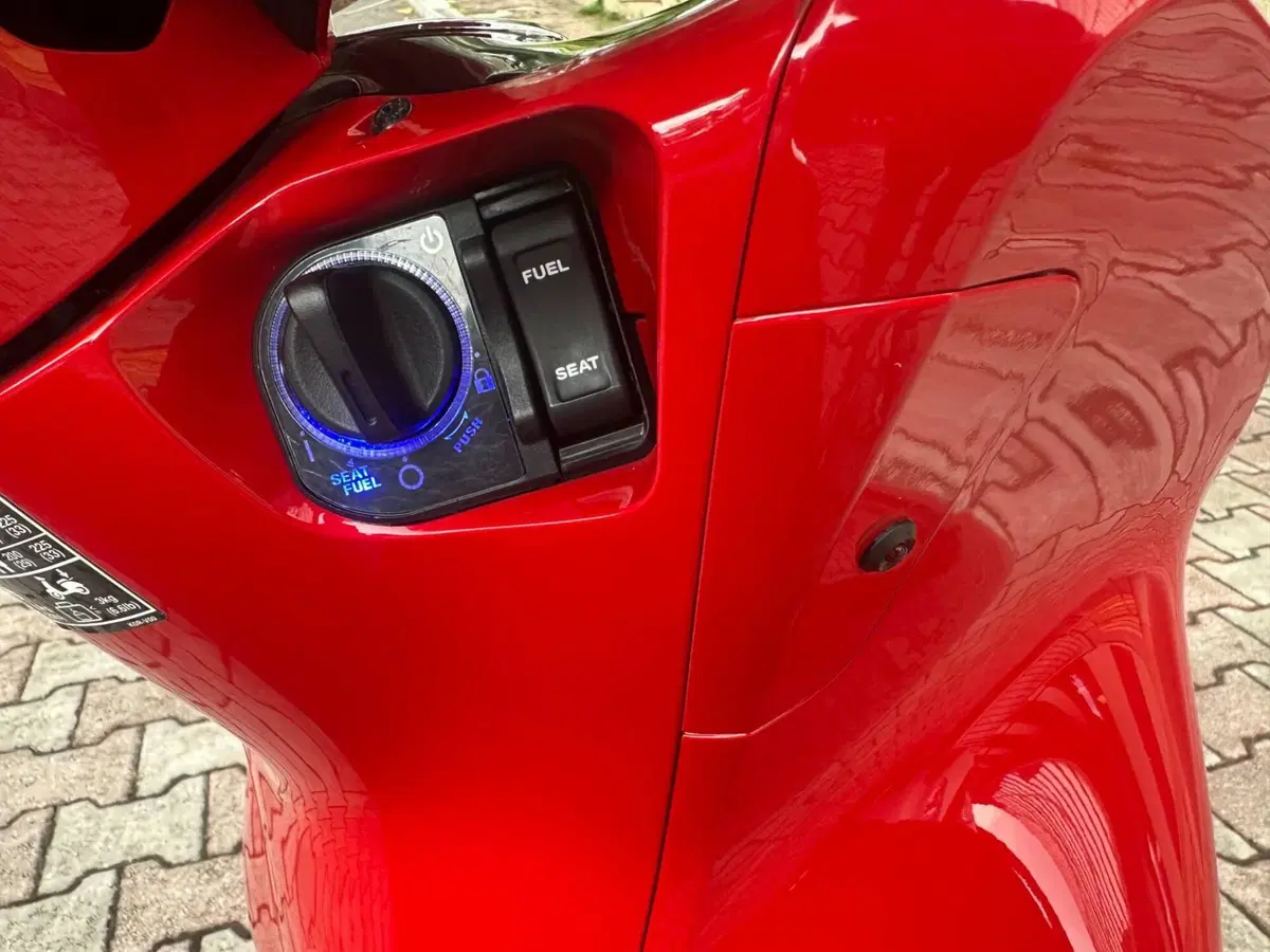 Honda SH 150i Sport (2024 - 25) (10)