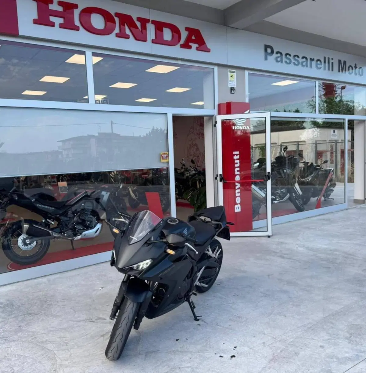 Honda CBR 500 R (2024 - 25) (2)