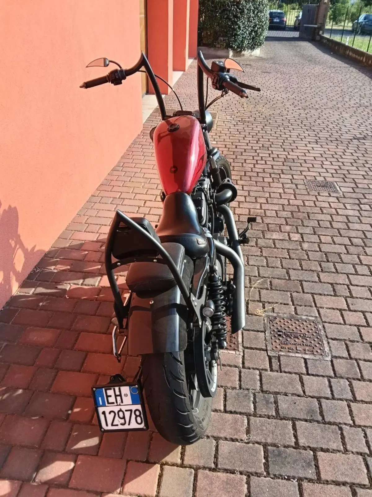 Harley-Davidson 883 Iron (2017 - 20) - XL 883N (3)