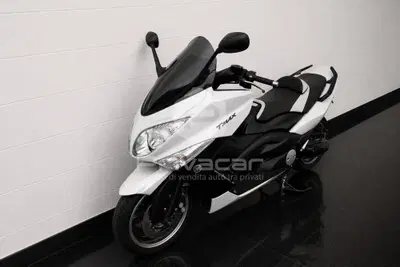Yamaha T-Max 500 White Max (2010 - 11) usata