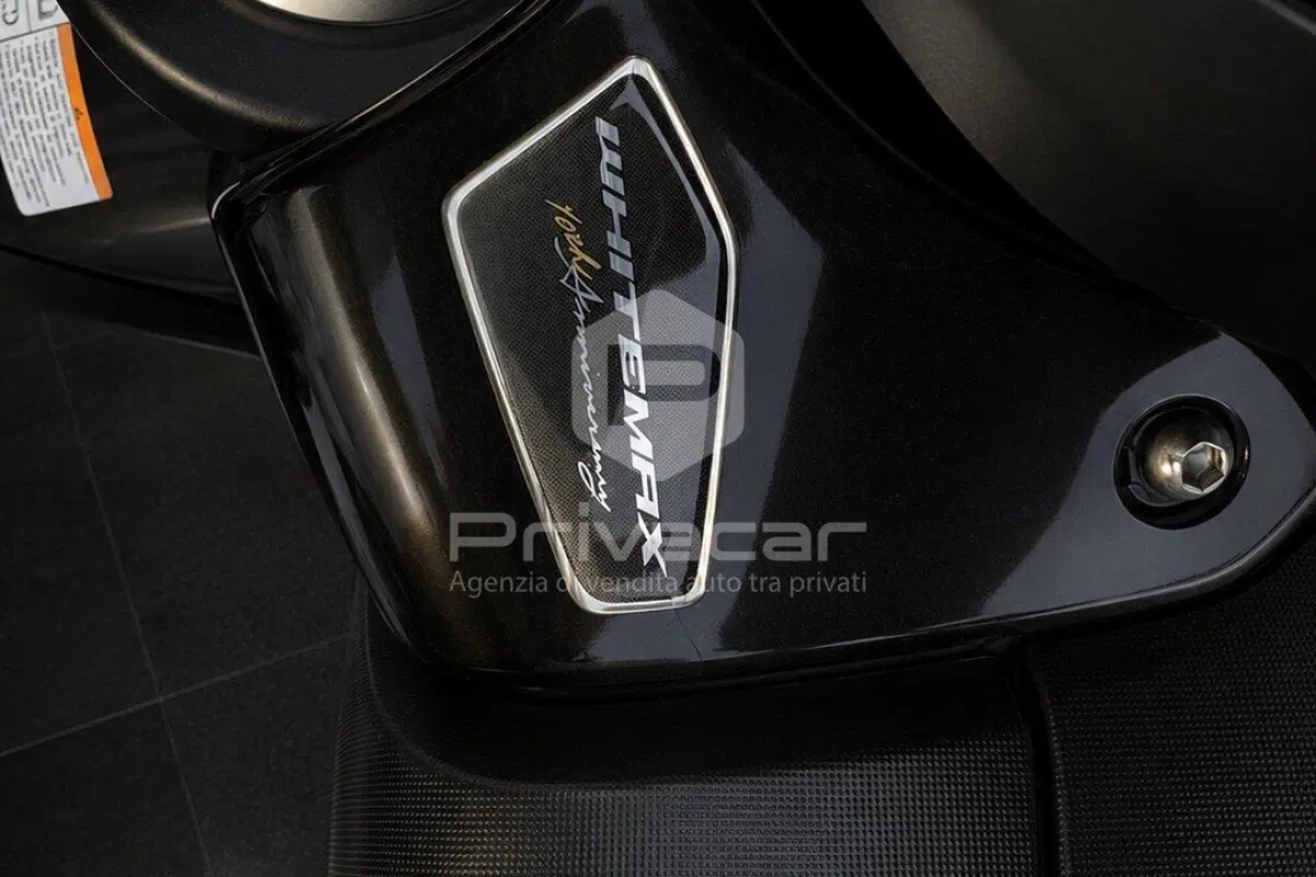 Yamaha T-Max 500 White Max (2010 - 11) (8)