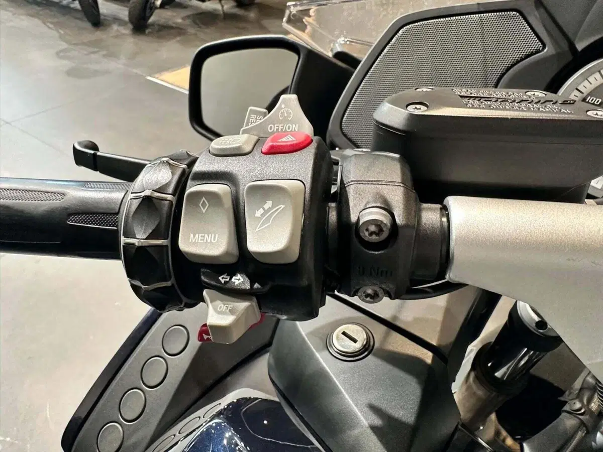 Bmw R 1200 RT (2017 - 18) (6)