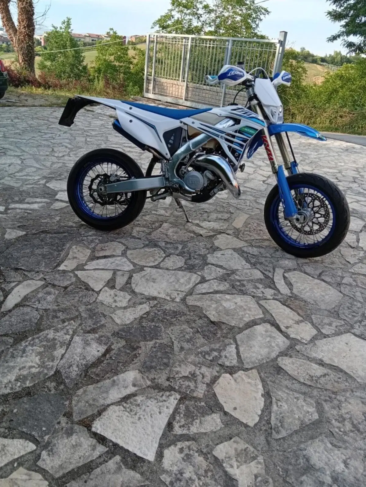 Tm Moto EN 125 Fi 2t (2022) (2)