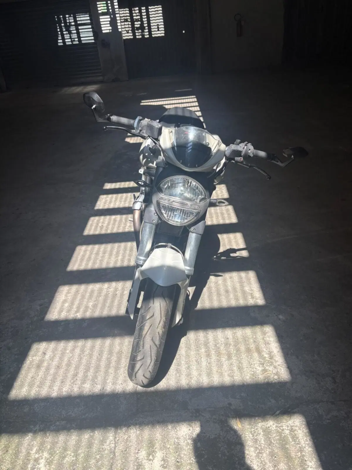 Ducati Monster 696 (2008 - 13) (8)