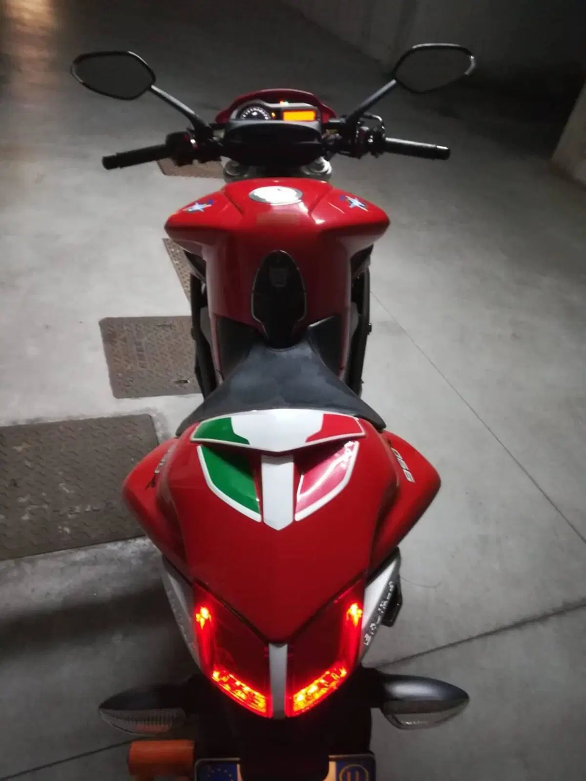MV Agusta Brutale 990 R (2009 - 12) (5)