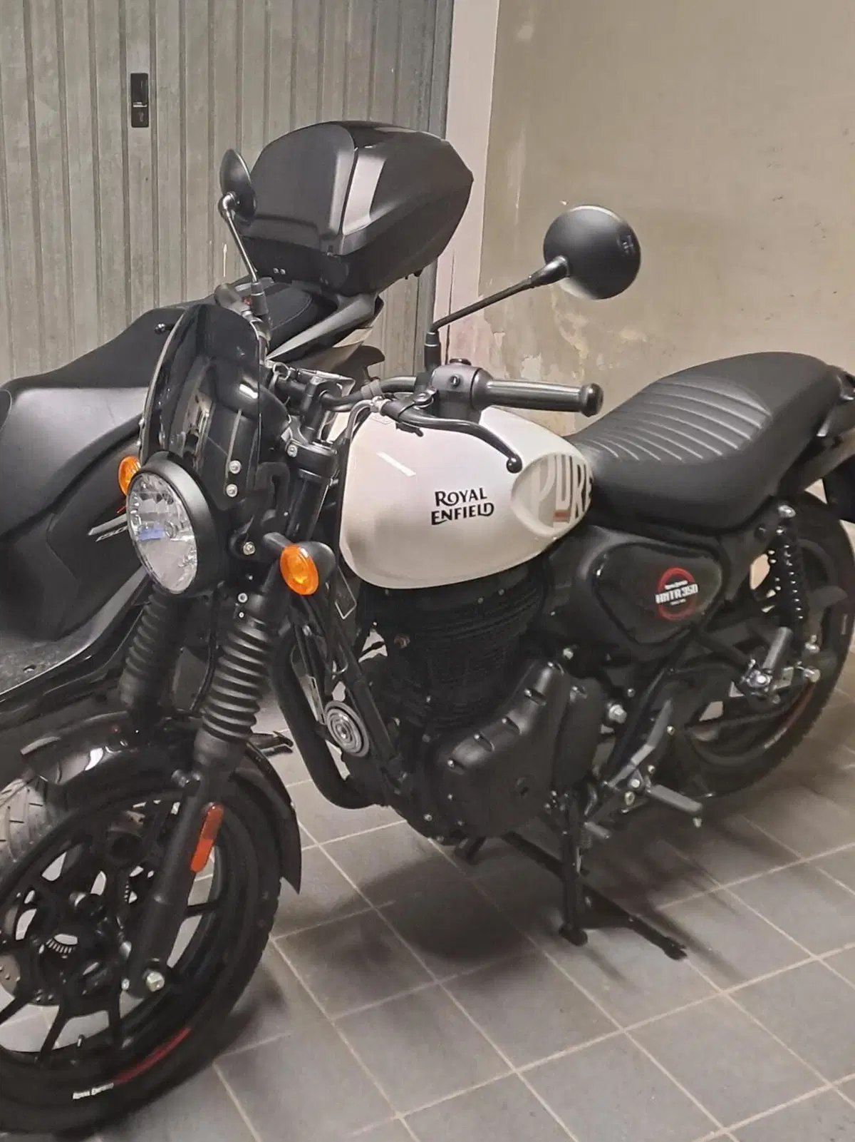Royal Enfield HNTR 350 (2022 - 26) (2)