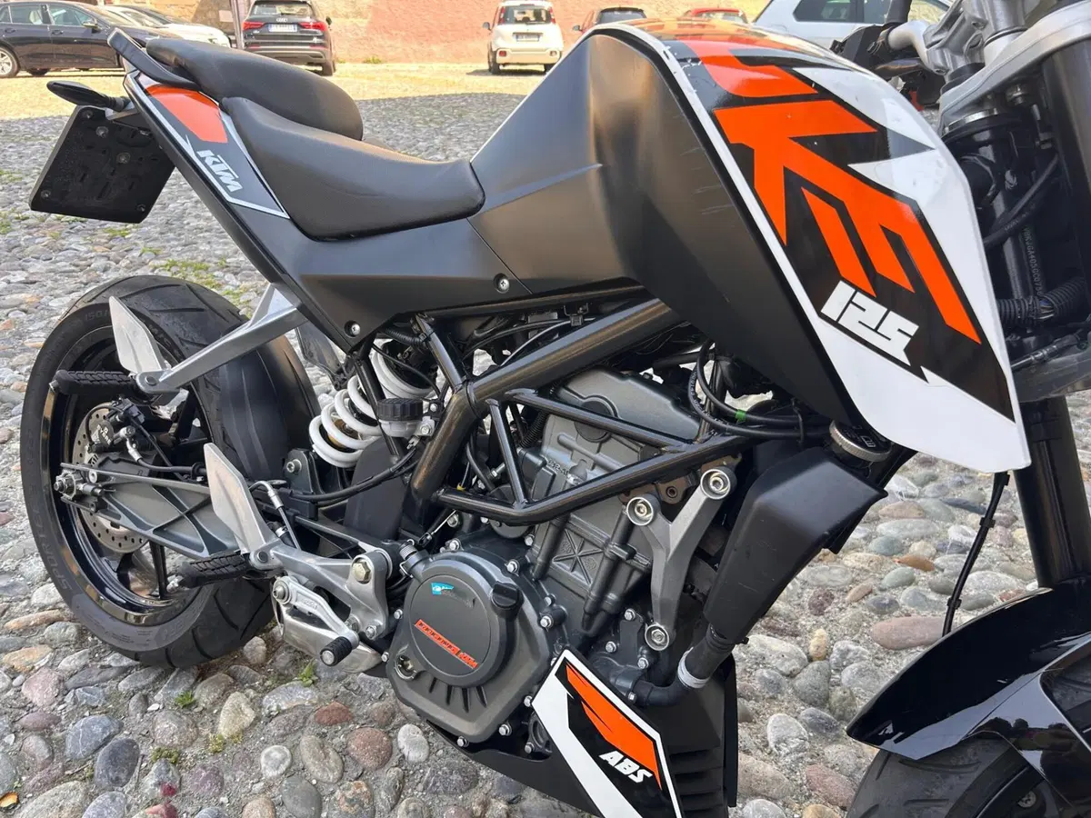 KTM 125 Duke ABS (2013 - 16) (3)