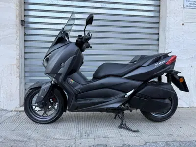 Yamaha X-Max 300 (2021 - 24) usata