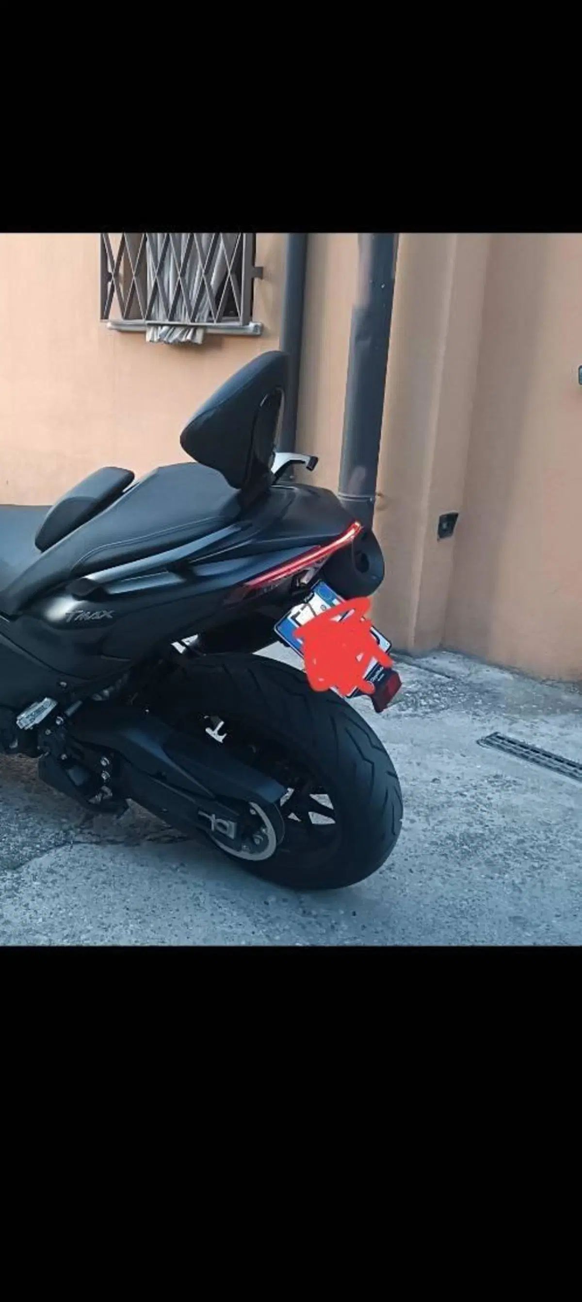 Yamaha T-Max 560 (2022 - 24)