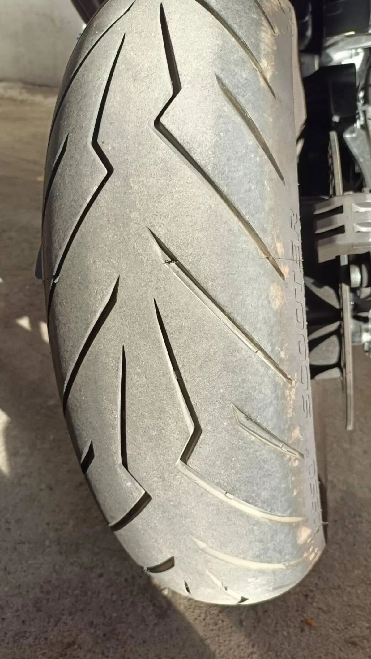 Yamaha T-Max 560 (2022 - 24) (11)