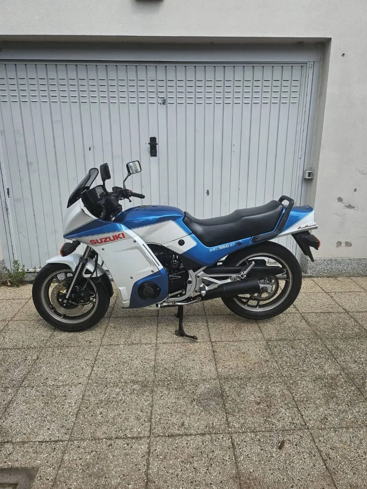 Suzuki GSX550 EF (2)