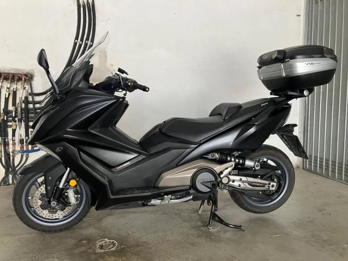 Kymco AK 550 ETS (2021 - 26) (4)