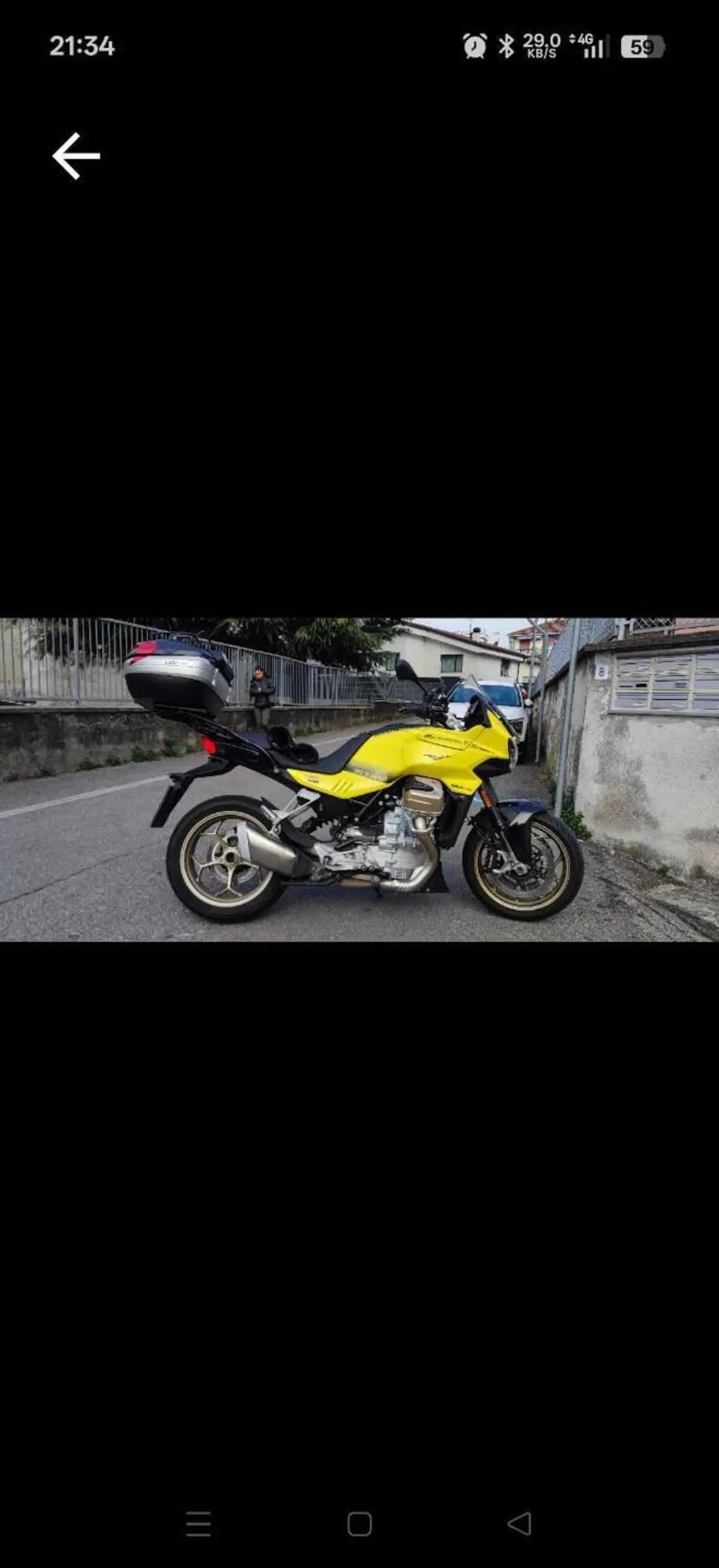 Moto Guzzi V100 Mandello (2022 - 24) (4)