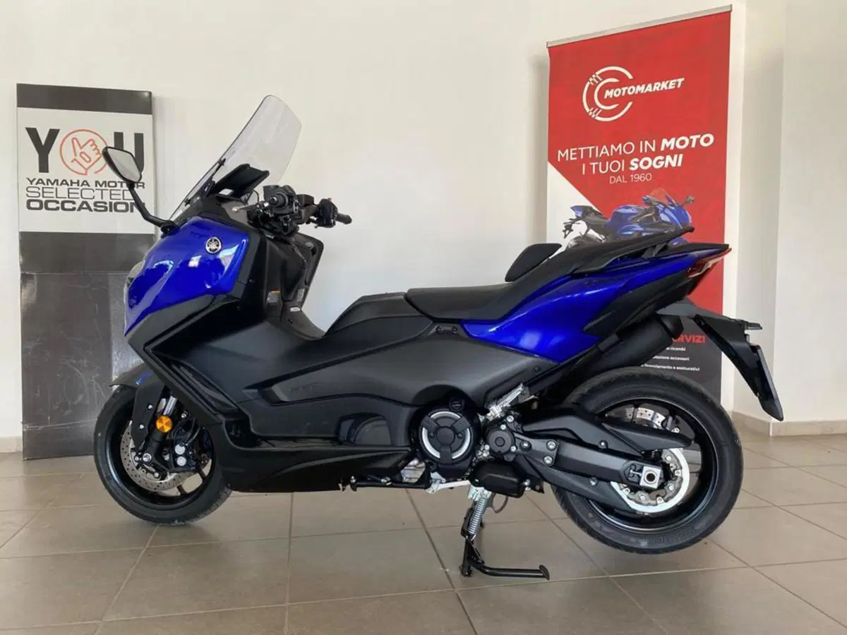 Yamaha T-Max 560 (2025 - 26)