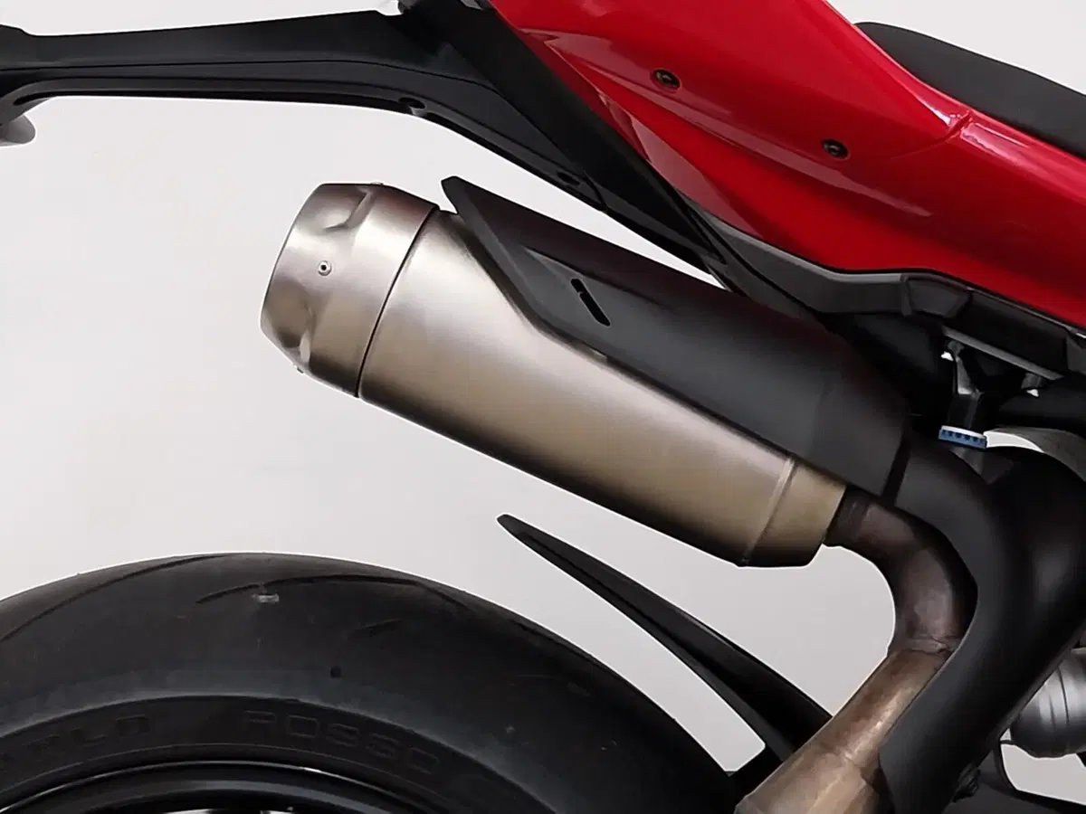 Ducati Streetfighter V2 S (2025 - 26) (7)