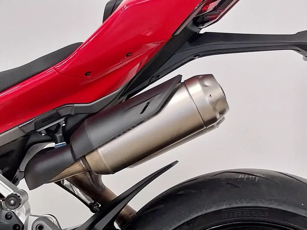 Ducati Streetfighter V2 S (2025 - 26) (15)