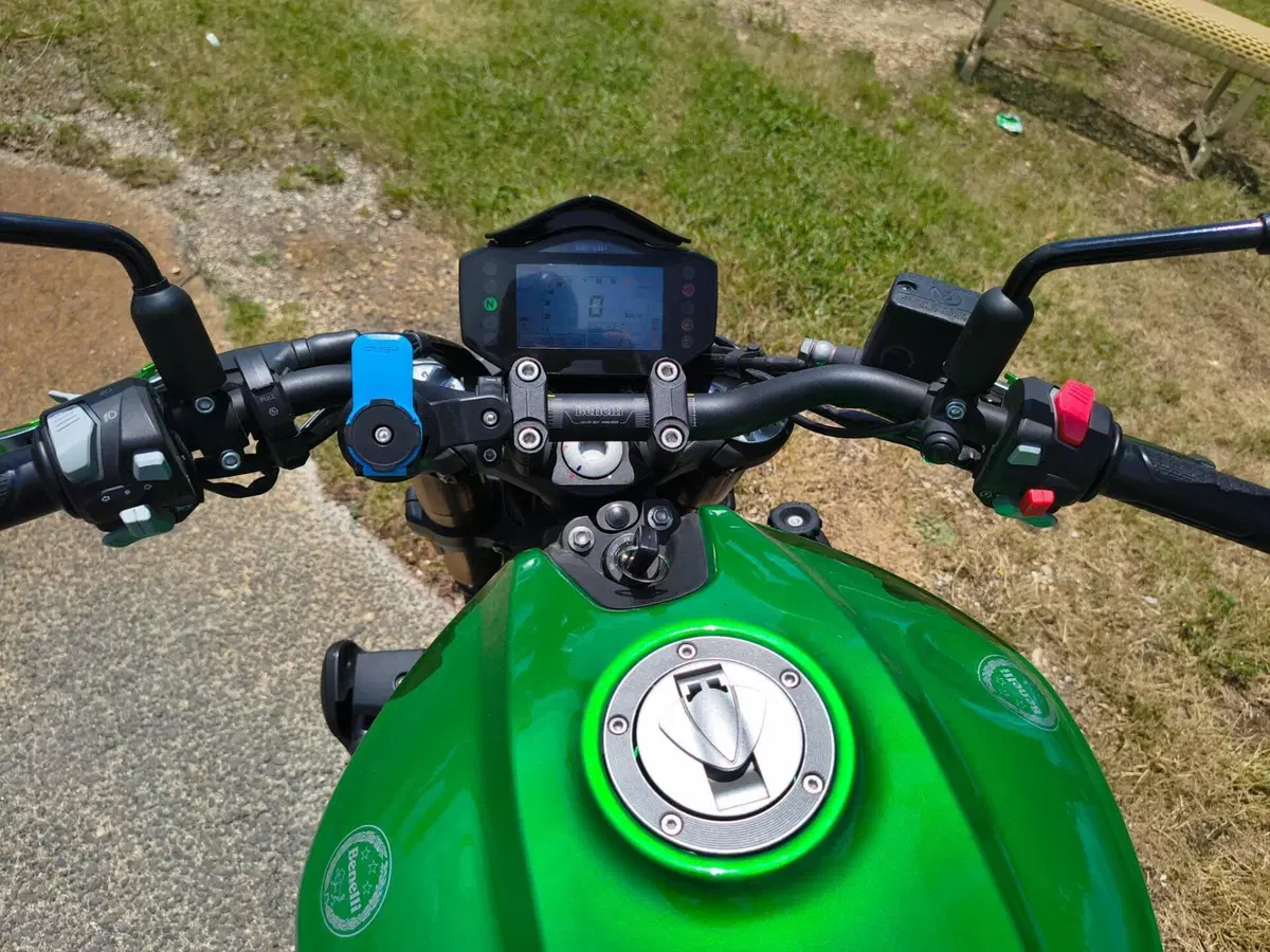 Benelli 752 S (2022 - 25) (5)