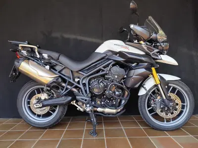 Triumph Tiger 800 ABS (2010 - 14) usata