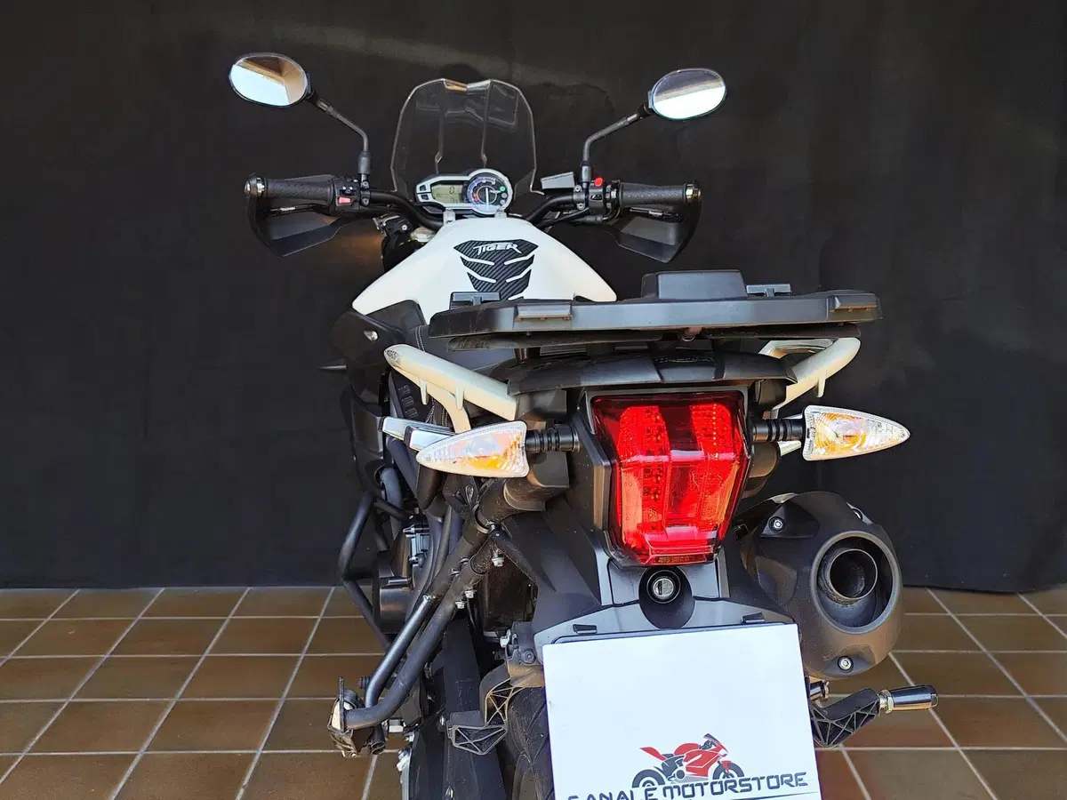 Triumph Tiger 800 ABS (2010 - 14) (4)