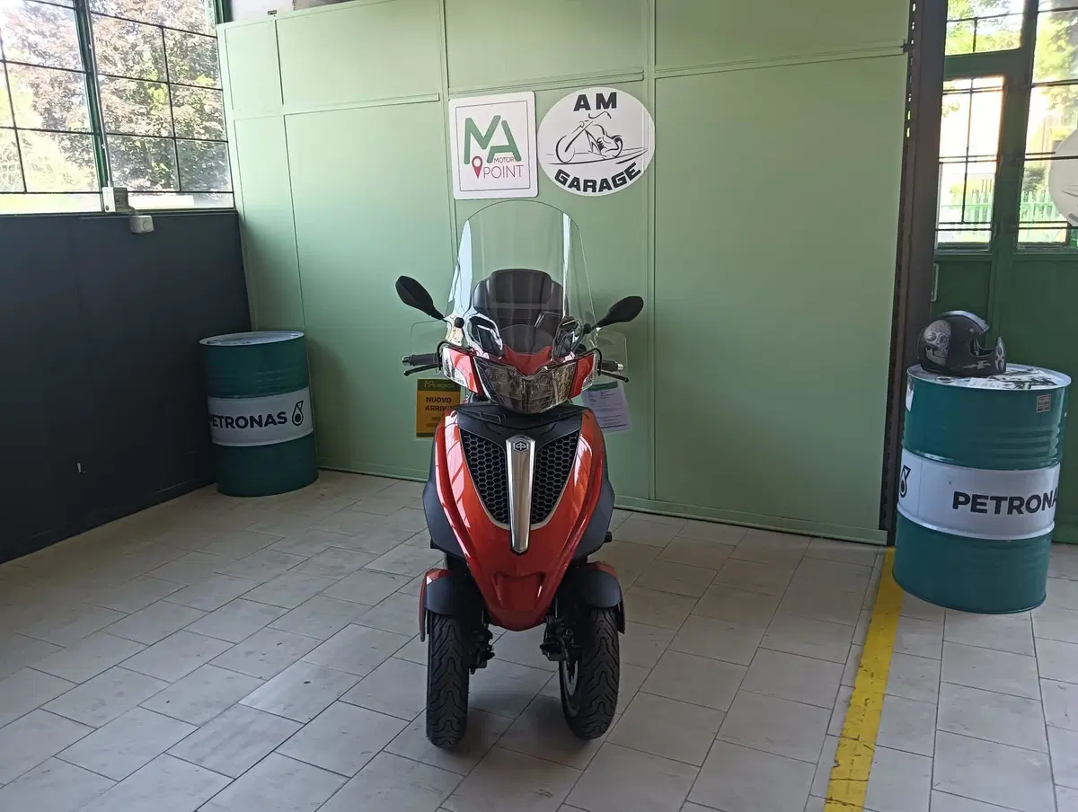 Piaggio Mp3 300 Hpe Sport (2019 - 20) (3)