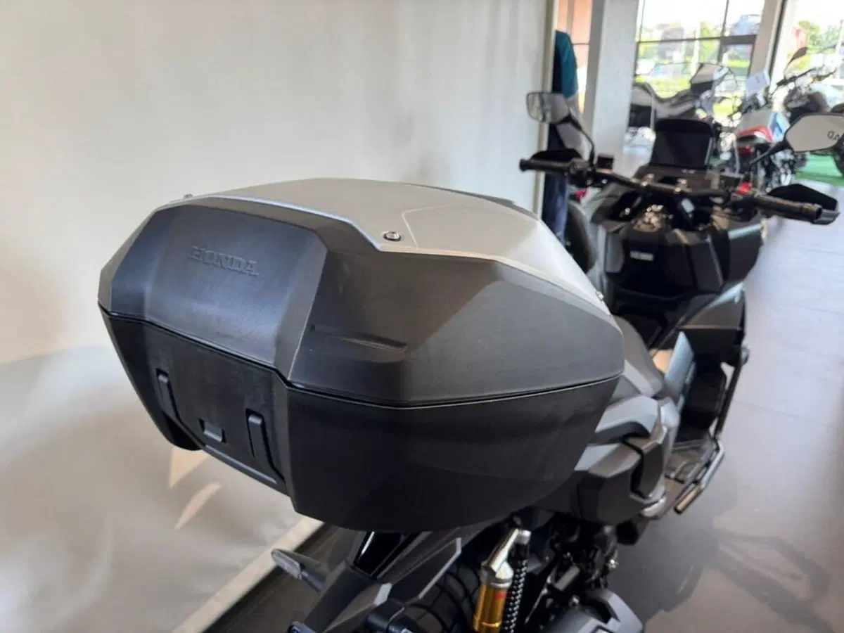 Honda ADV 350 (2022 - 24) (5)