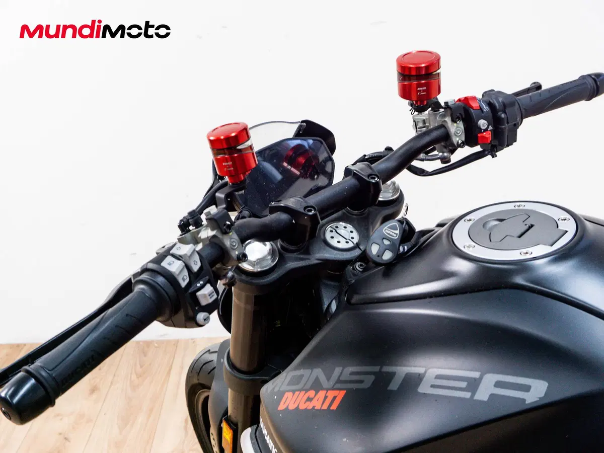 Ducati Monster 937 (2021 - 25) (11)