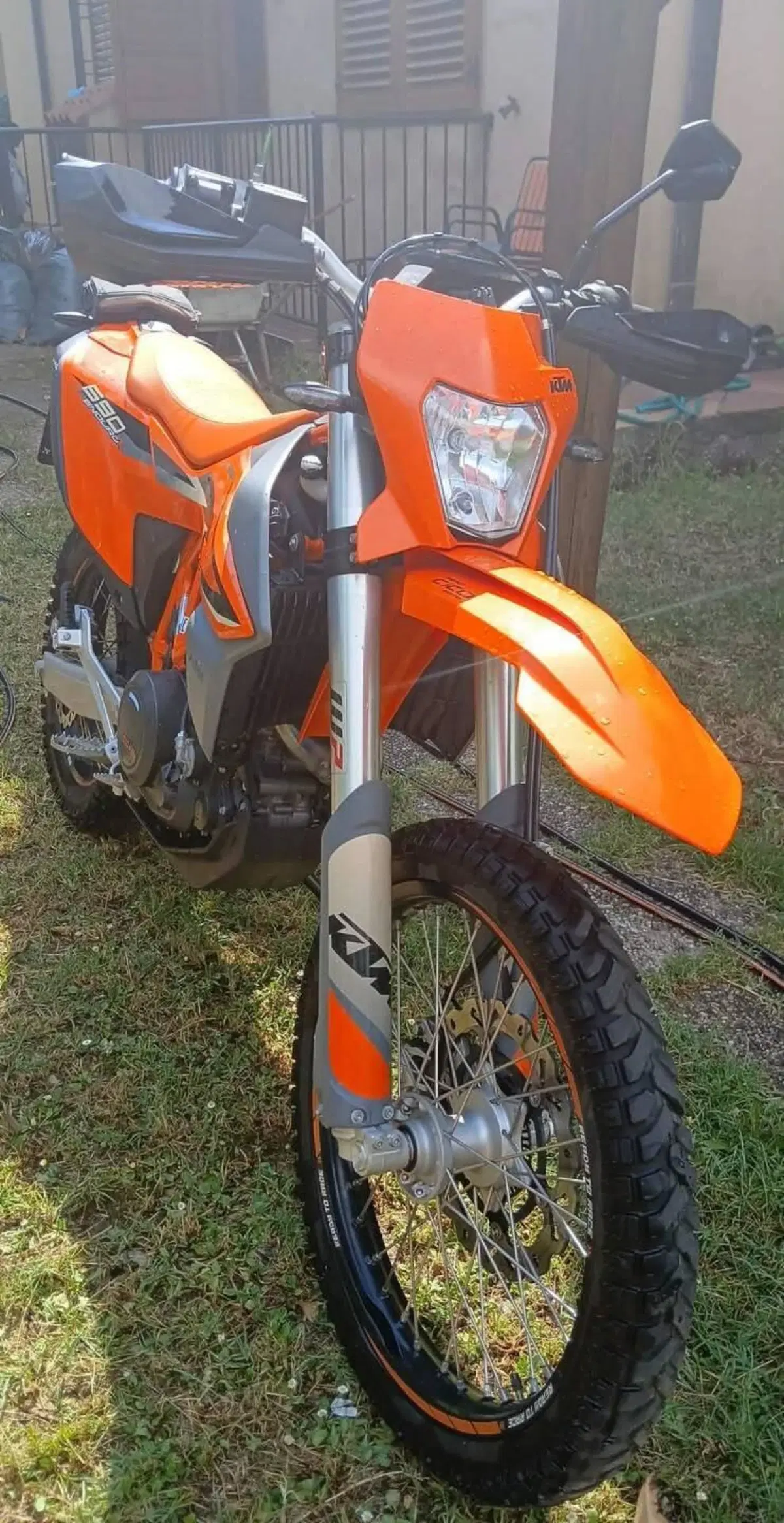 KTM 690 Enduro R (2022 - 25) (6)