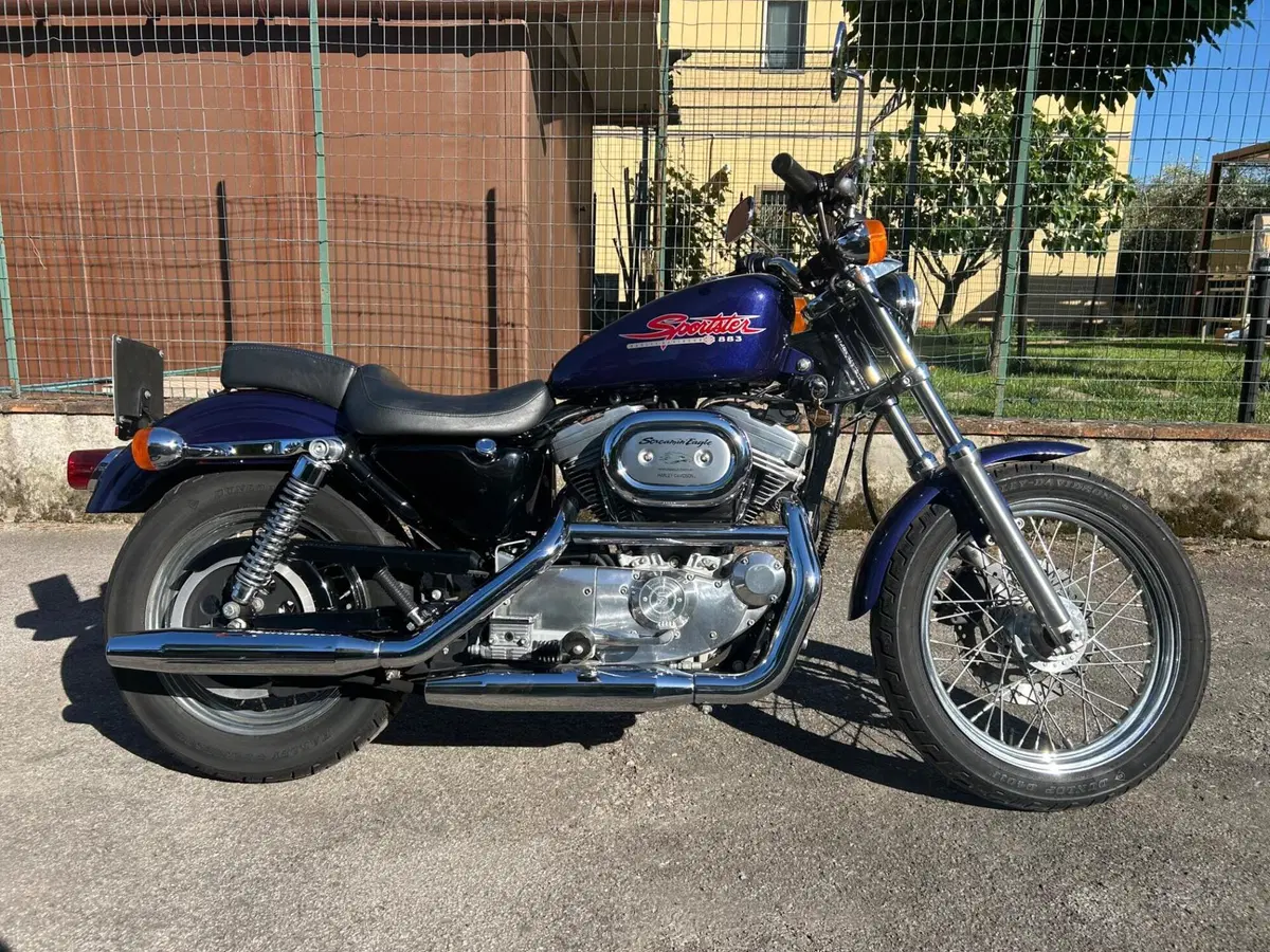 Harley-Davidson Sportster 883