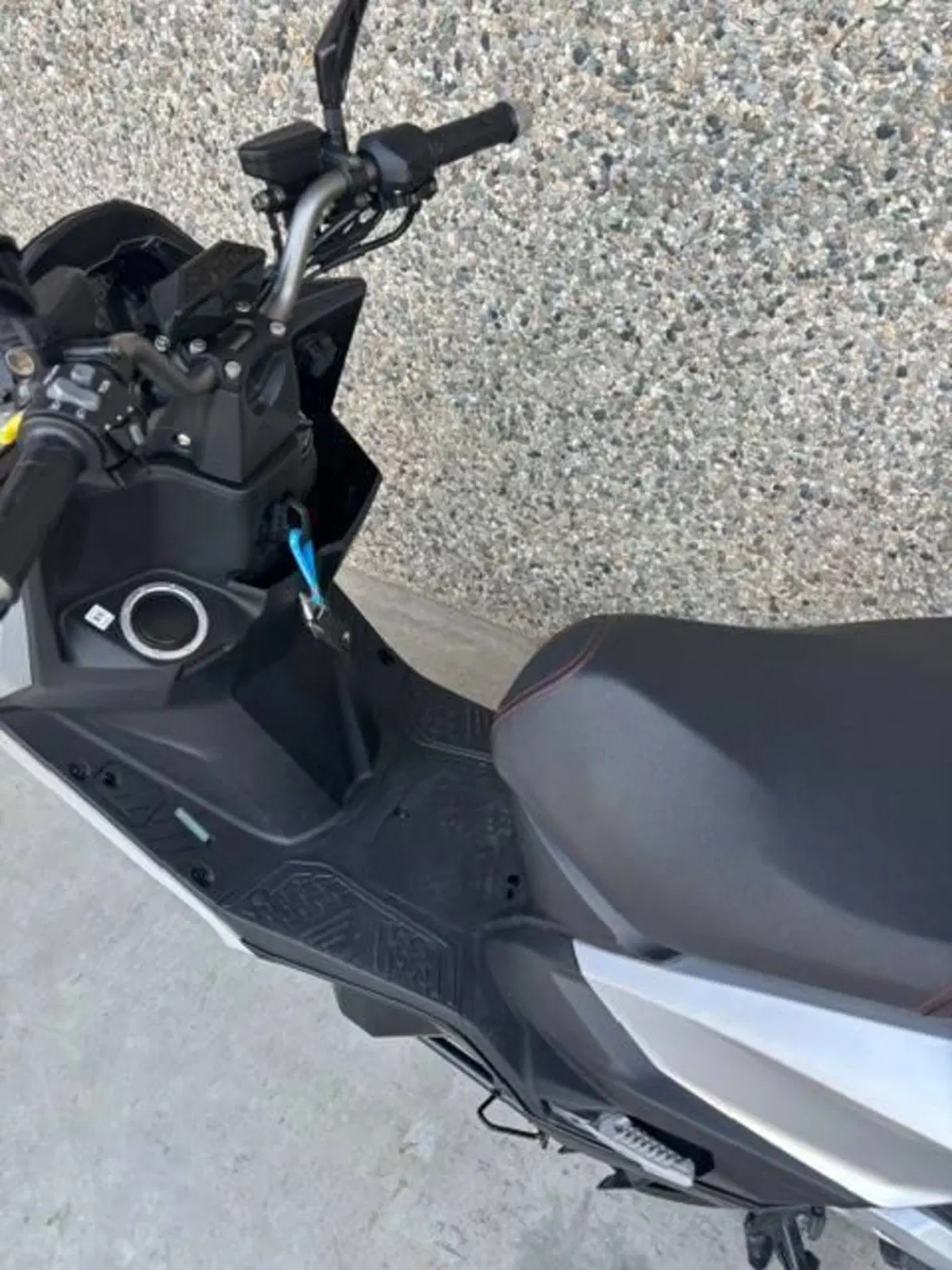 Kymco KRV 200 (2023 - 26) (6)