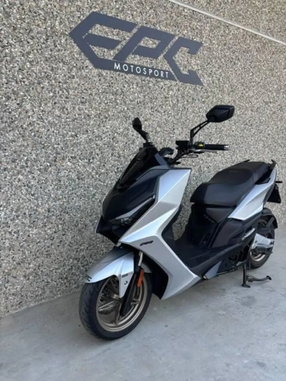Kymco KRV 200 (2023 - 26) (7)