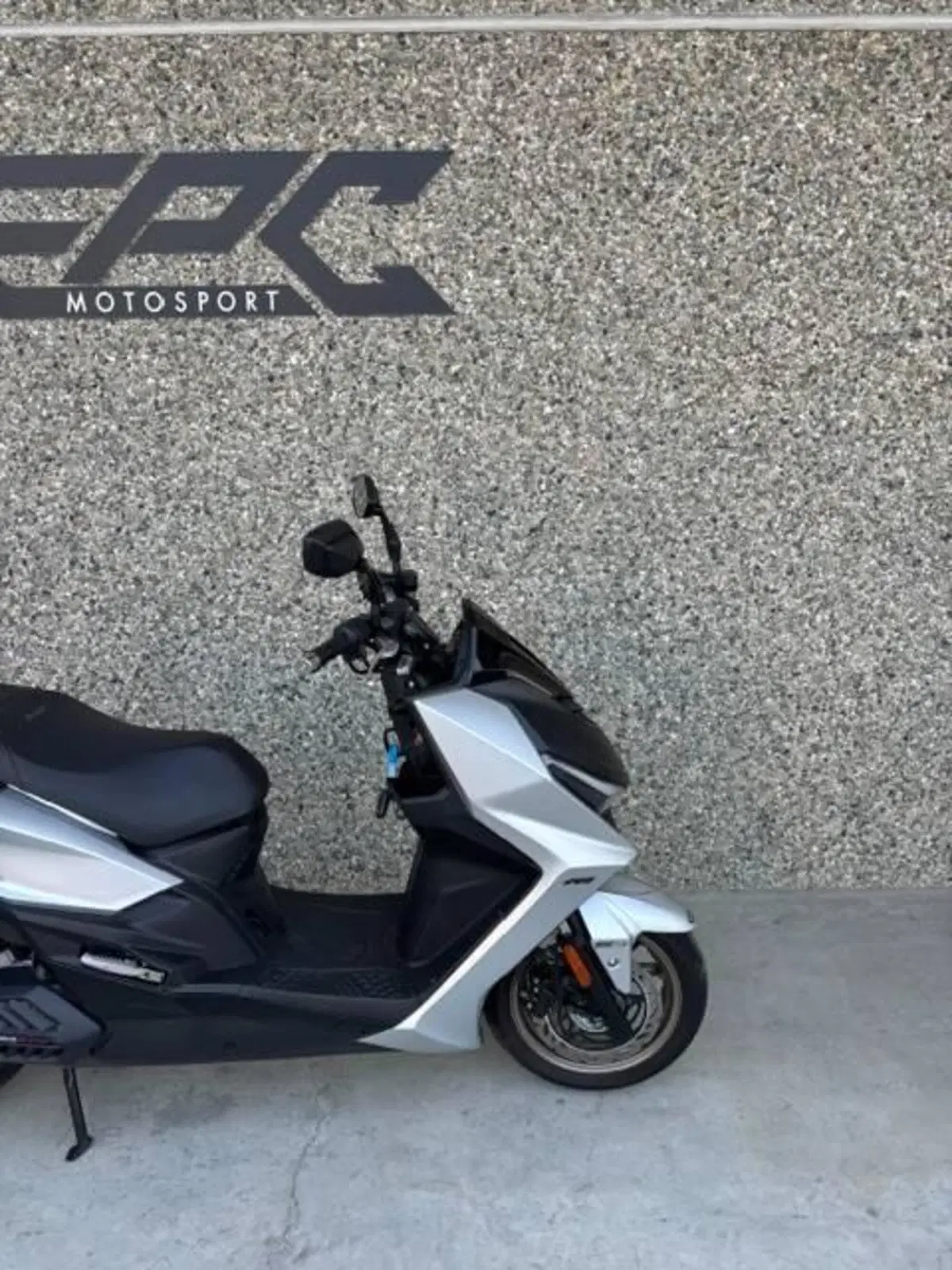Kymco KRV 200 (2023 - 26) (10)