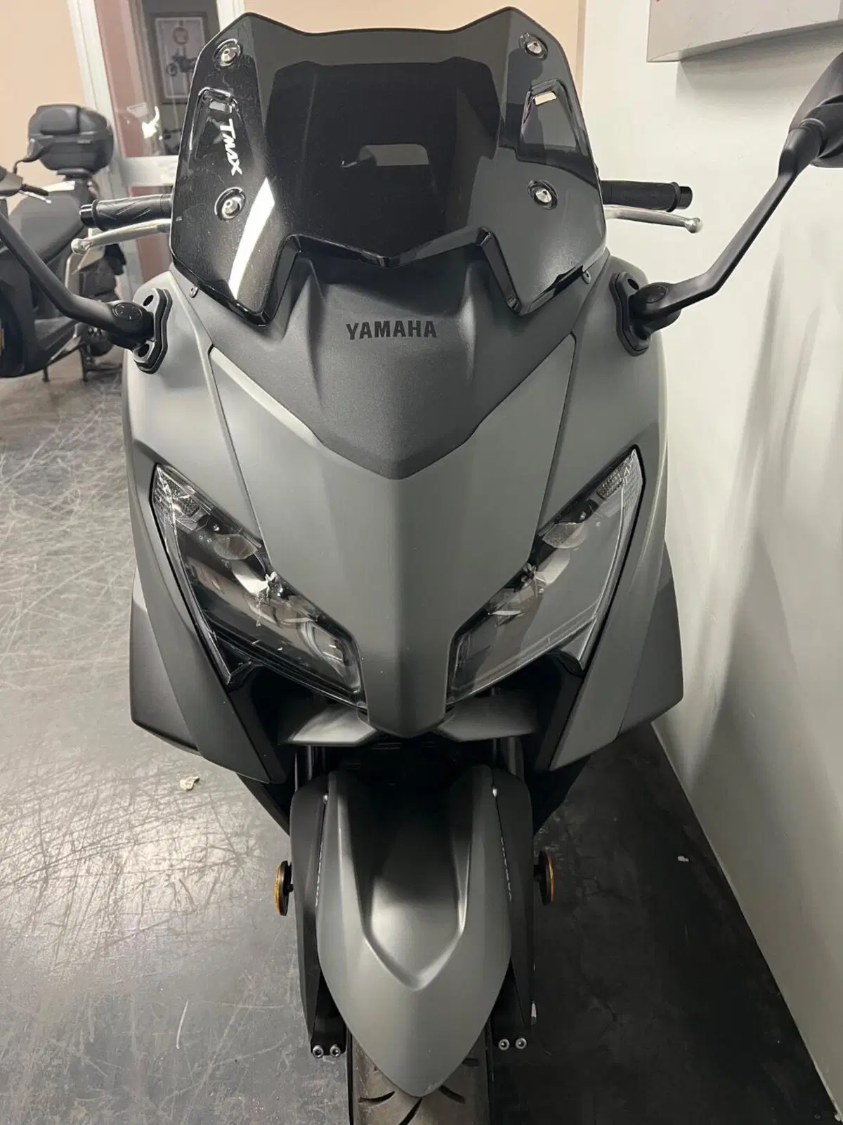 Yamaha T-Max 560 (2025 - 26) (3)