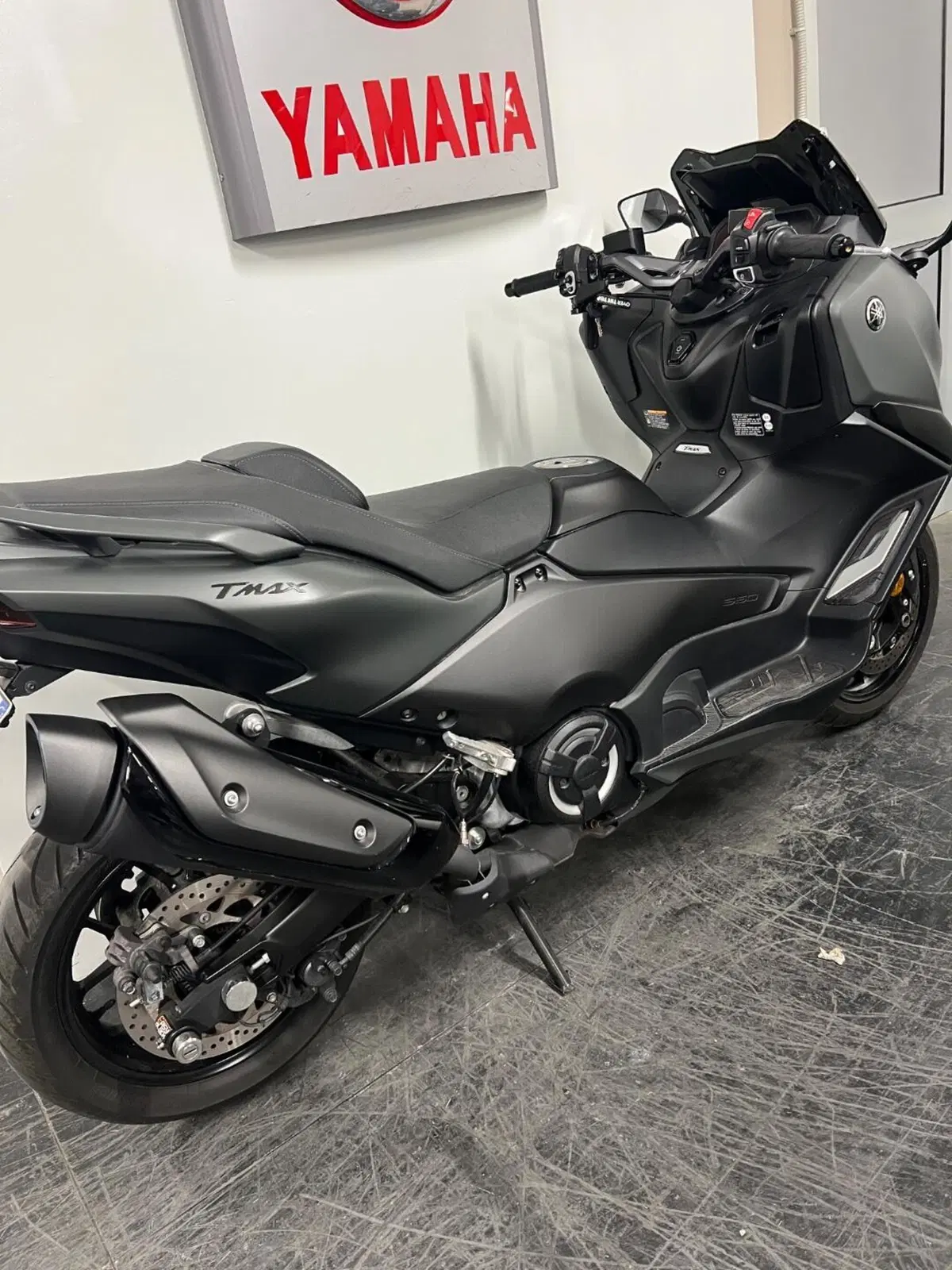 Yamaha T-Max 560 (2025 - 26) (4)