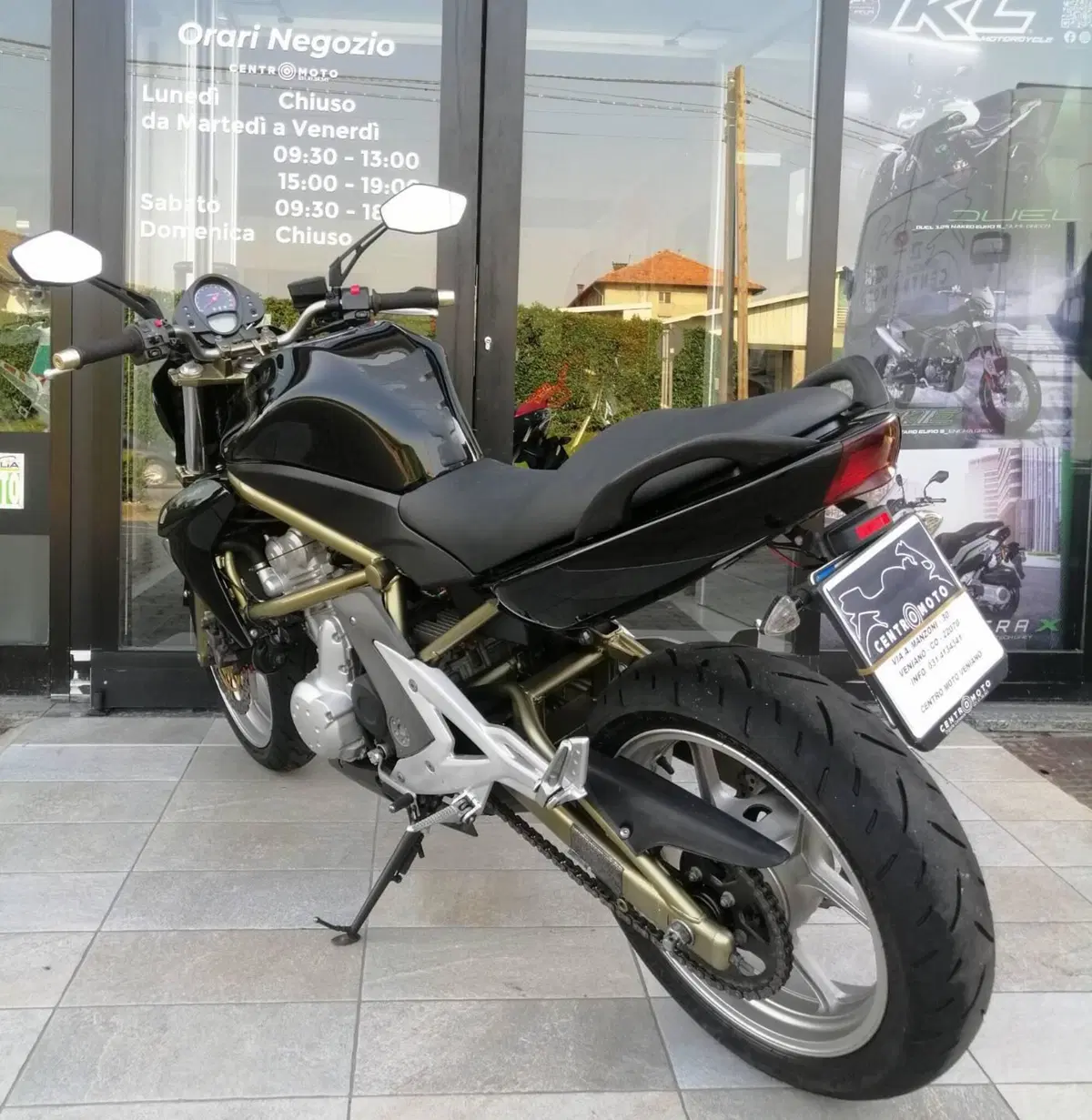 Kawasaki ER-6N (2005 - 08) (5)