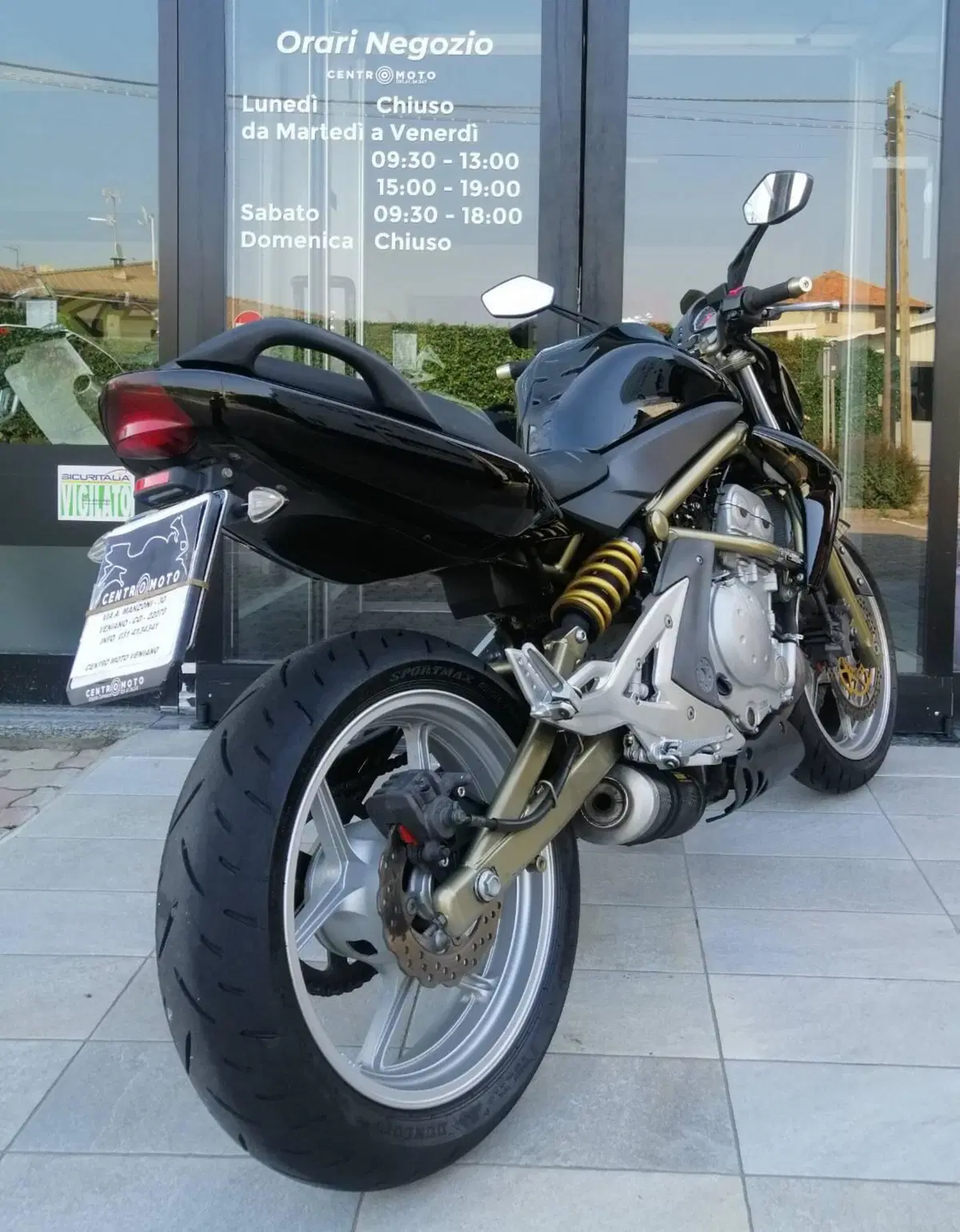 Kawasaki ER-6N (2005 - 08) (6)
