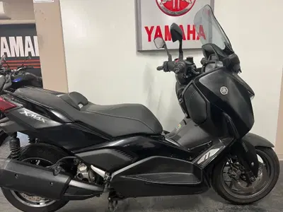 Yamaha X-Max 300 Tech Max (2021 - 24) usata