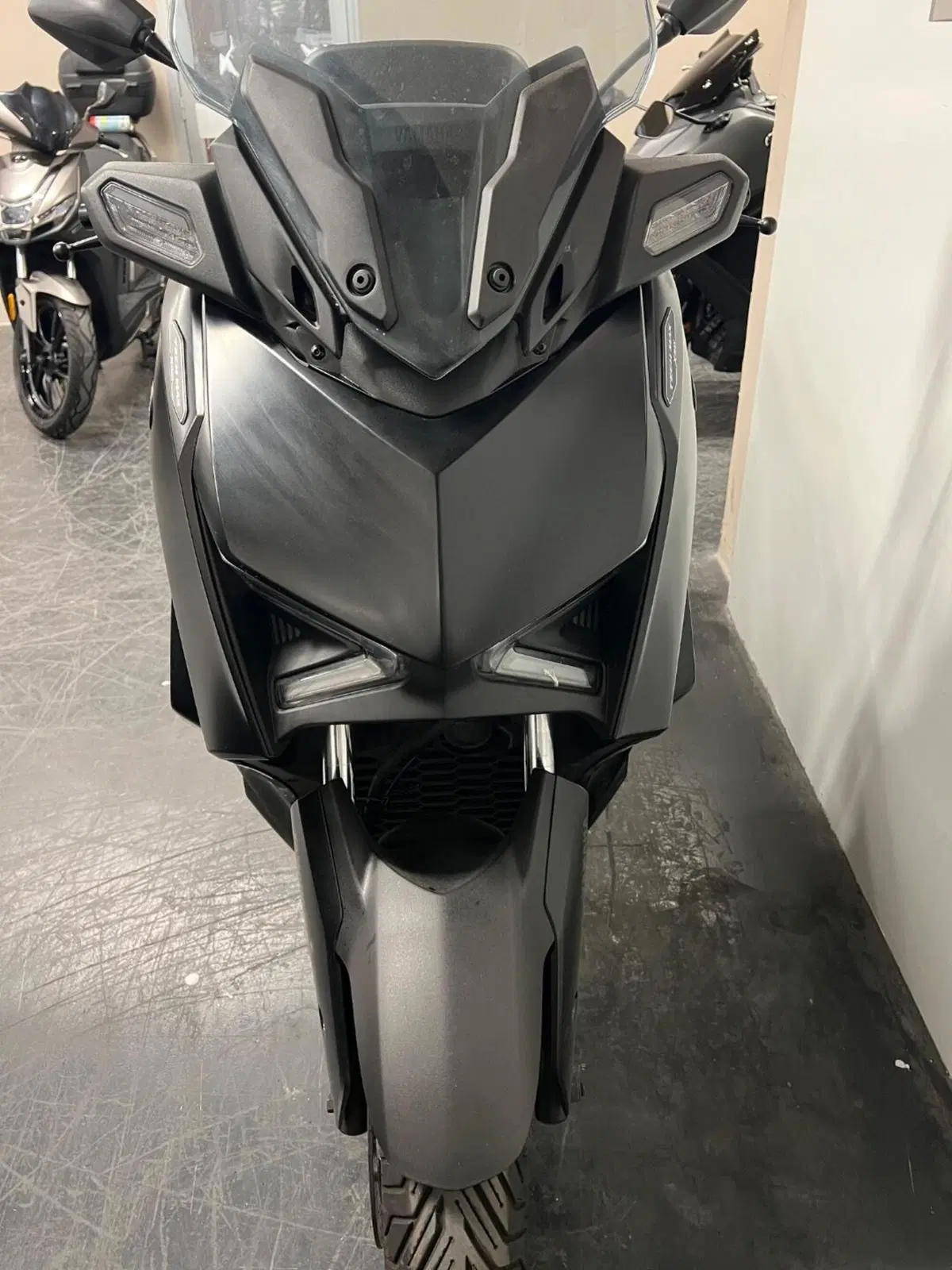 Yamaha X-Max 300 Tech Max (2021 - 24) (3)