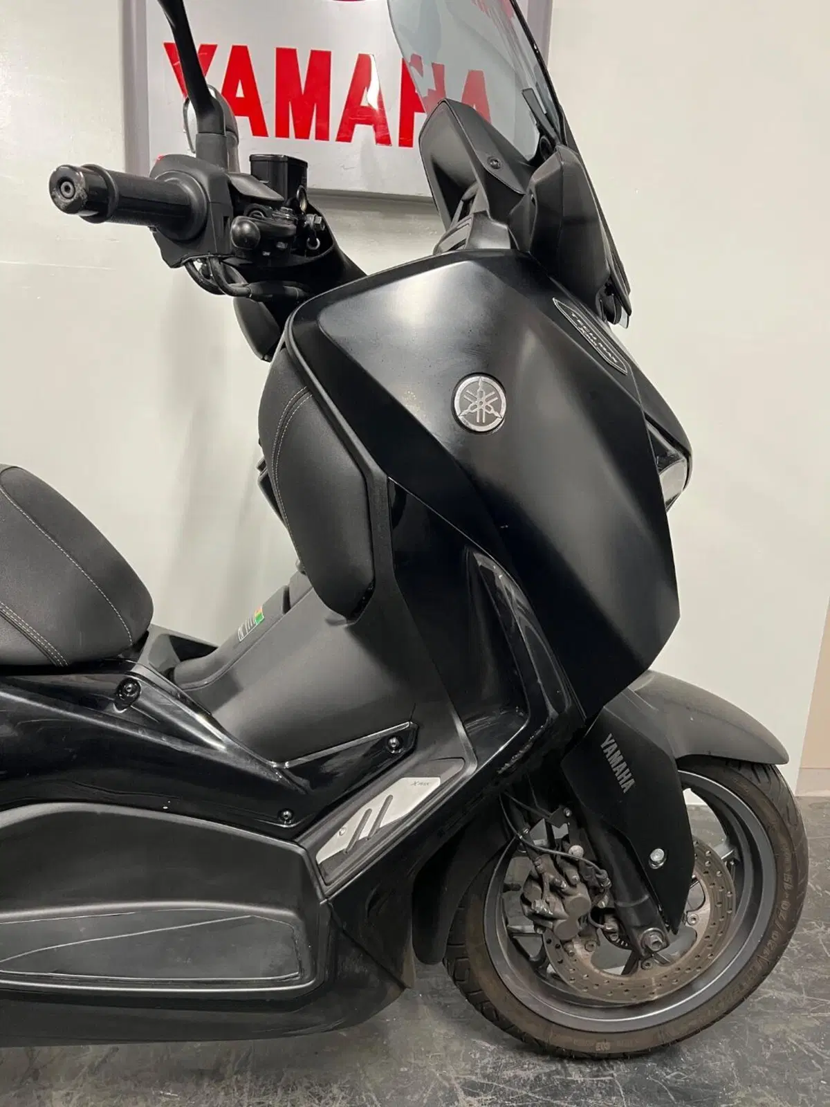 Yamaha X-Max 300 Tech Max (2021 - 24) (6)