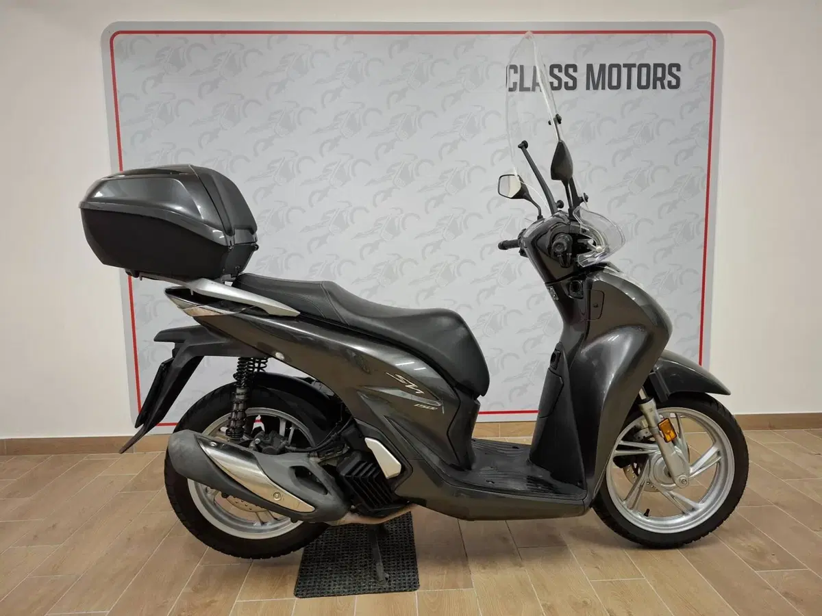 Honda SH 150i (2020 - 23) (2)