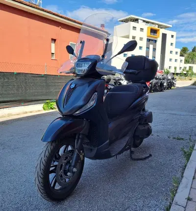Piaggio Beverly 400 S ABS-ASR (2021 - 24) usata