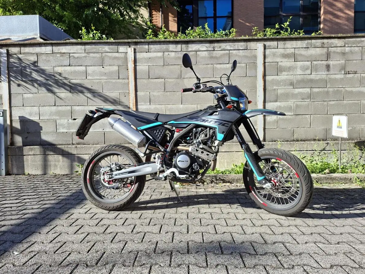 Fantic Motor Motard 125 Performance 4t (2020)