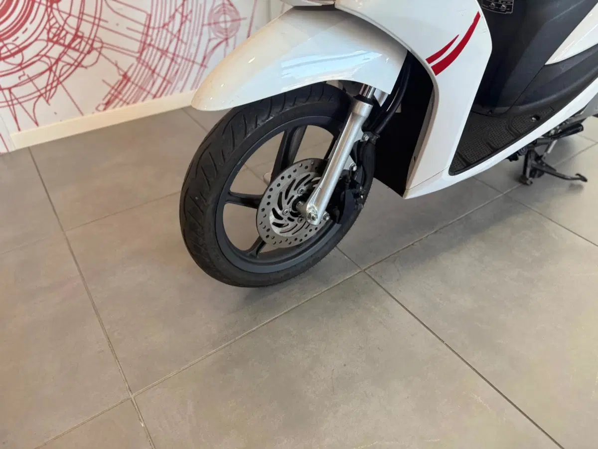 Honda Vision 110 (2011 - 16) (13)