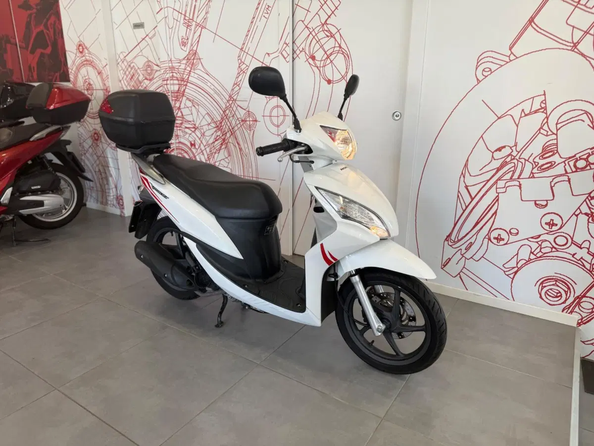 Honda Vision 110 (2011 - 16) (2)