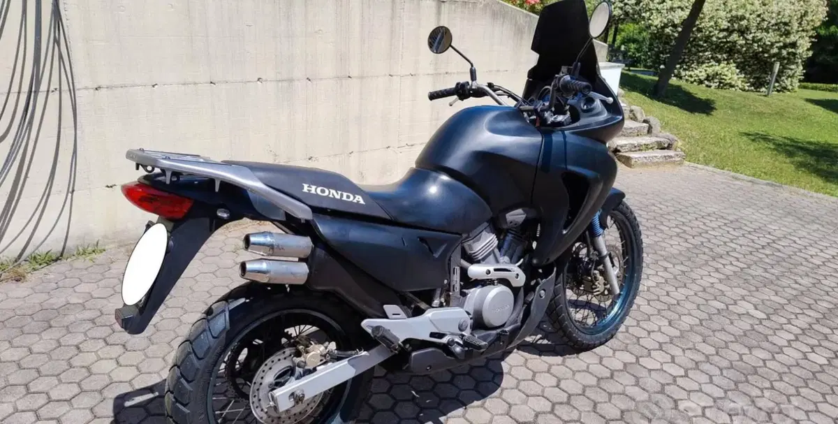 Honda Transalp XL 650V (2005 - 06) (5)