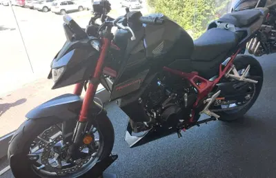 Honda CB 750 Hornet (2026) nuova
