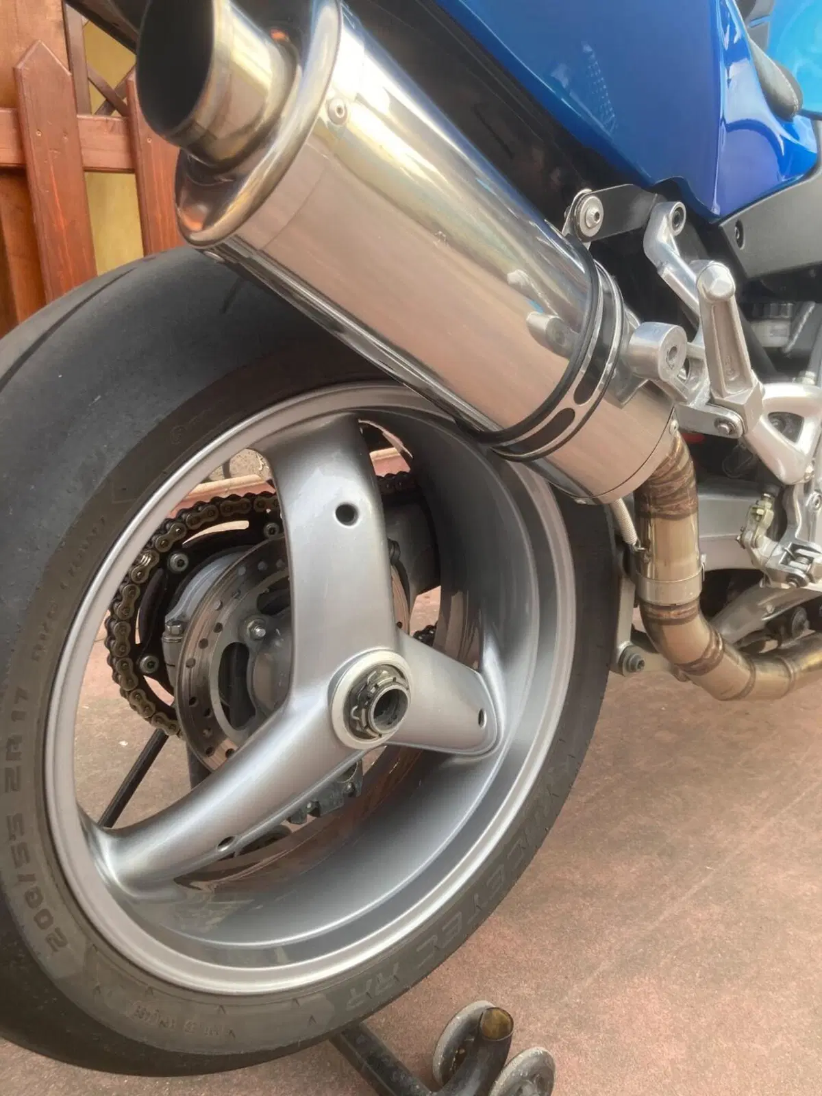 Triumph Speed Triple 955 (2002 - 04) (10)