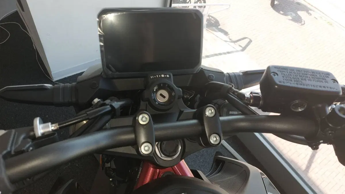 Honda CB 750 Hornet (2026) (10)